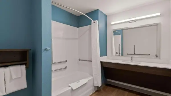 WoodSpring Suites Greeley 10