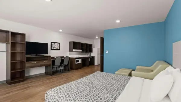 WoodSpring Suites Greeley 6